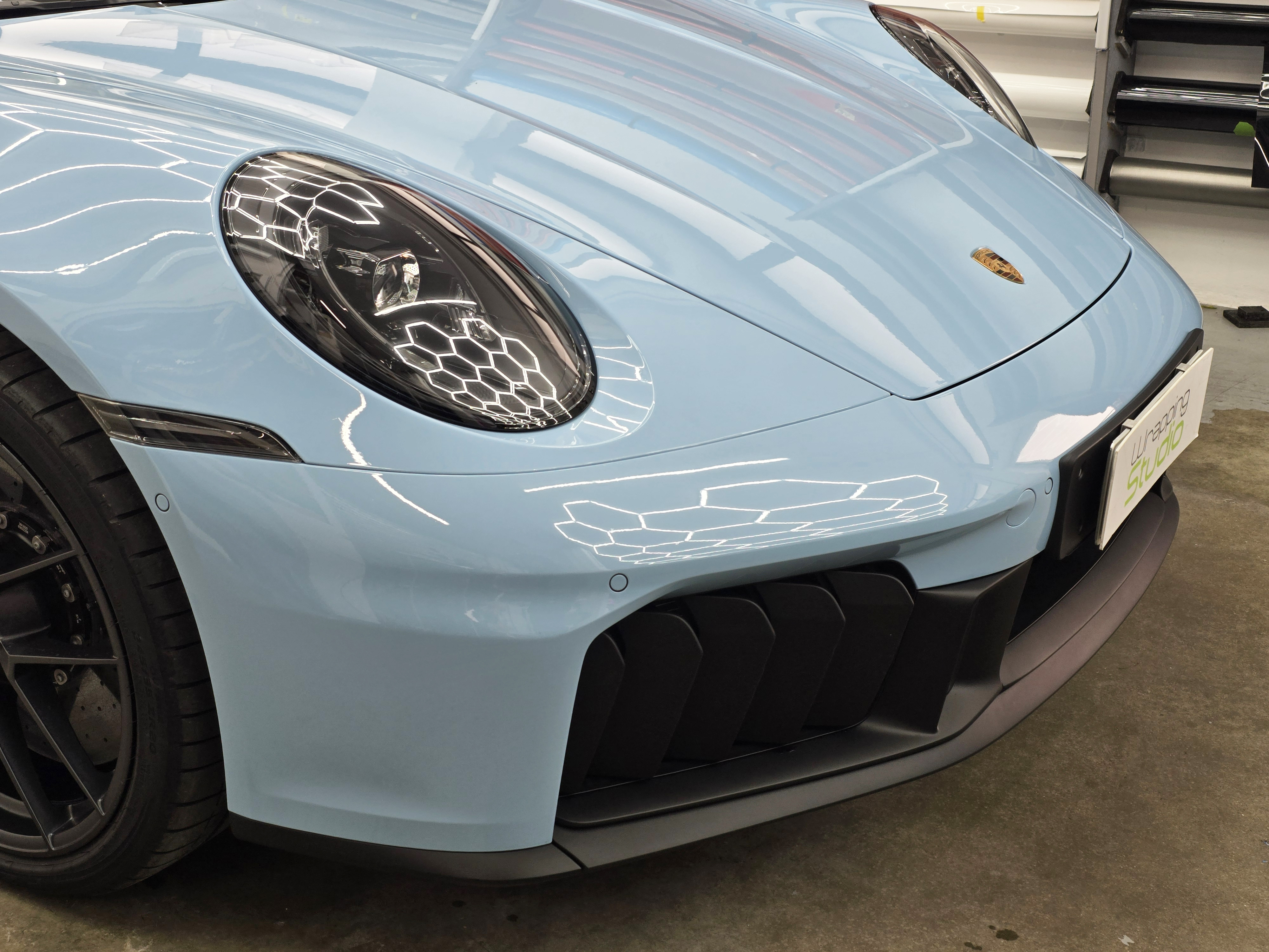 <b>Click to open image!</b> <b>Navigation tip:</b> Hover mouse on top of the right or left side of the image to see the next or previous image respectively.<br /><br />You are browsing images from the article:<br /><span class="sigProPopupCaption"></span>