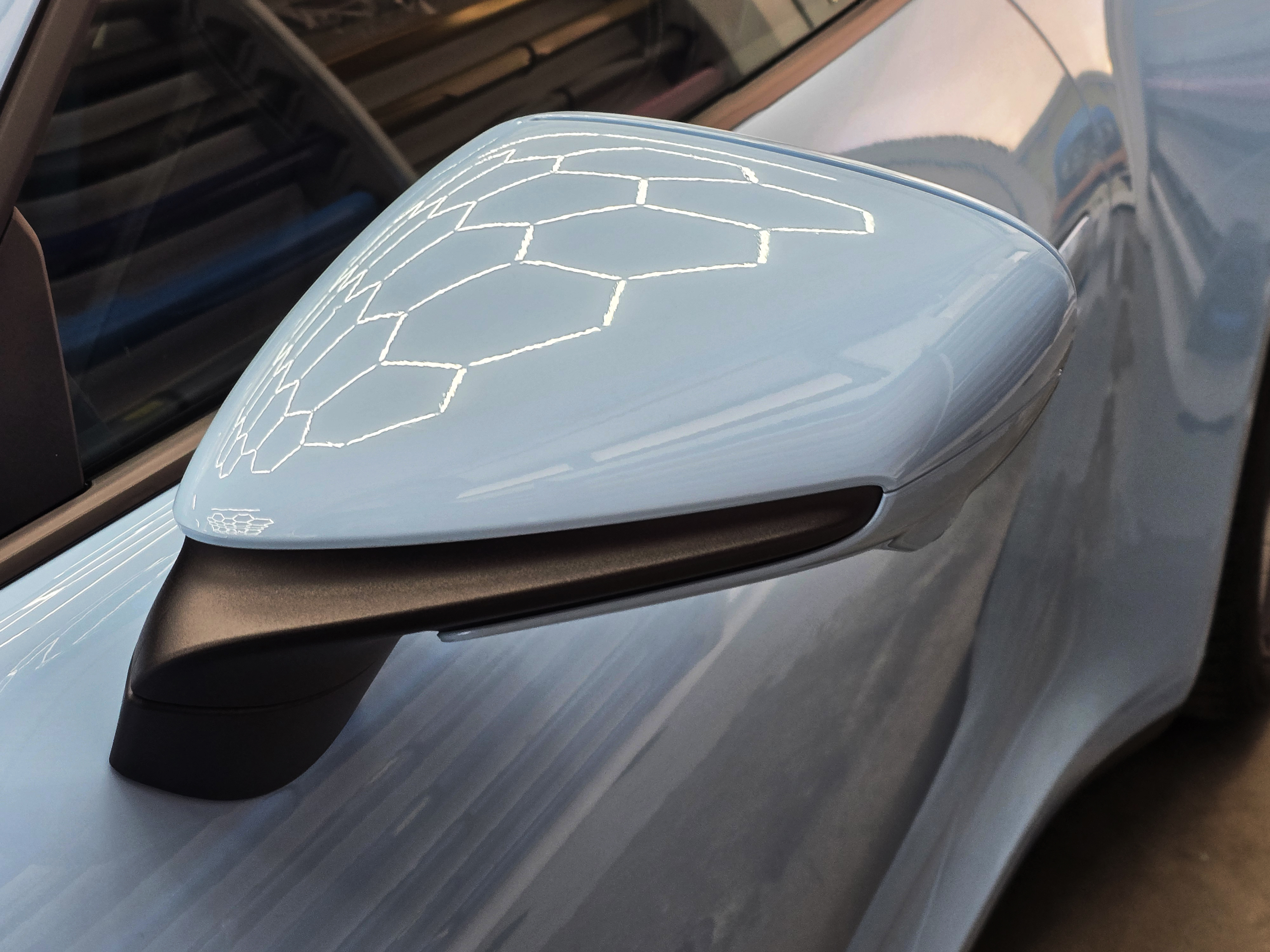 <b>Click to open image!</b> <b>Navigation tip:</b> Hover mouse on top of the right or left side of the image to see the next or previous image respectively.<br /><br />You are browsing images from the article:<br /><span class="sigProPopupCaption"></span>