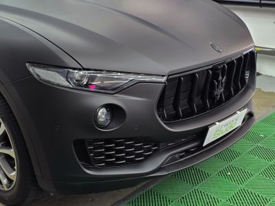 Maserati Levante | Car Wrapping Matte Deep Black
