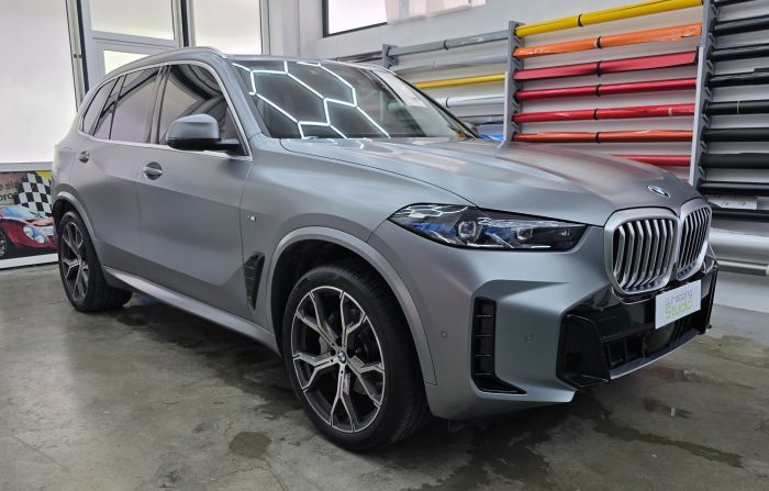 BMW X5 M - PPF & OSCURAMENTO
