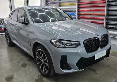 BMW X4 M - PPF &amp; OSCURAMENTO